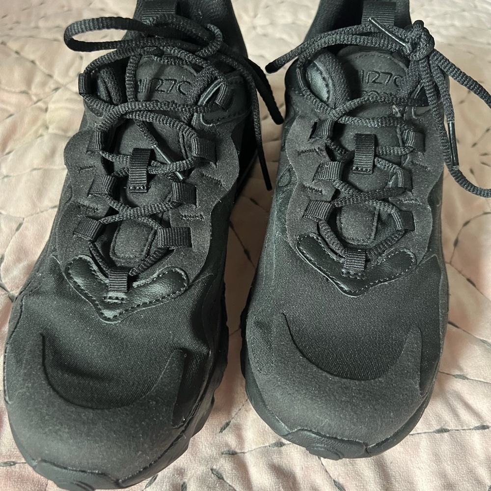 Boys Nike Air Max React 270